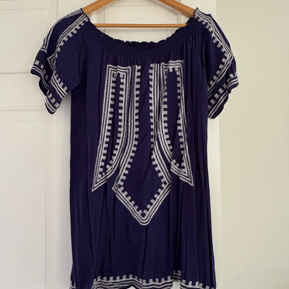 Elegant Navy Women's Blouse with White Embroidery